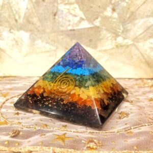 Piramide dei 7 Chakra in Orgone